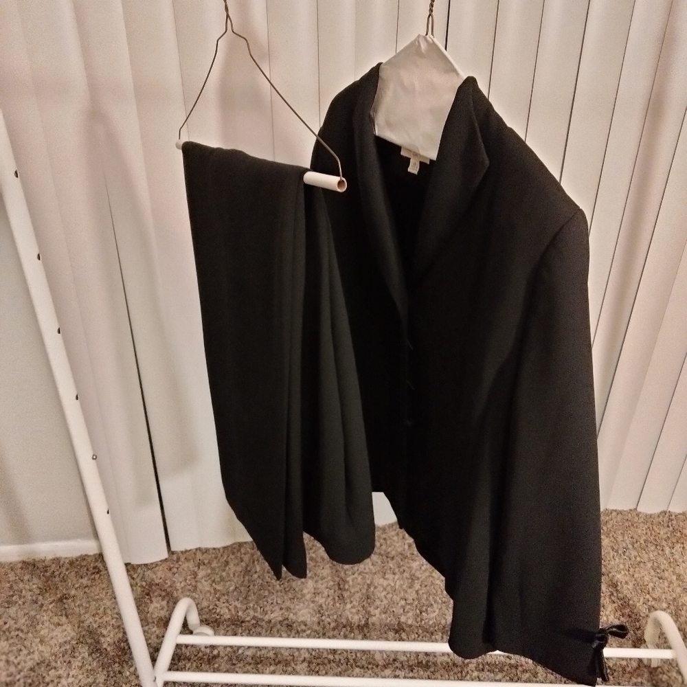 DJ Summers~Black Blazer and Pants set size 14 black
